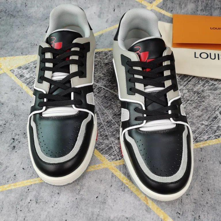 Louis Vuitton Shoe 